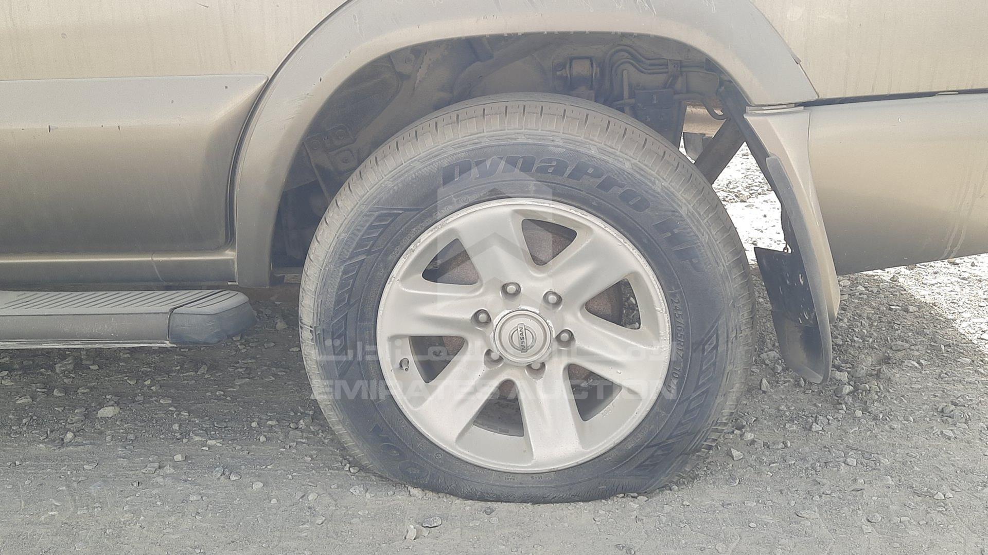 2003 NISSAN PATHFINDER VIN: JN8DR05Y53W607796