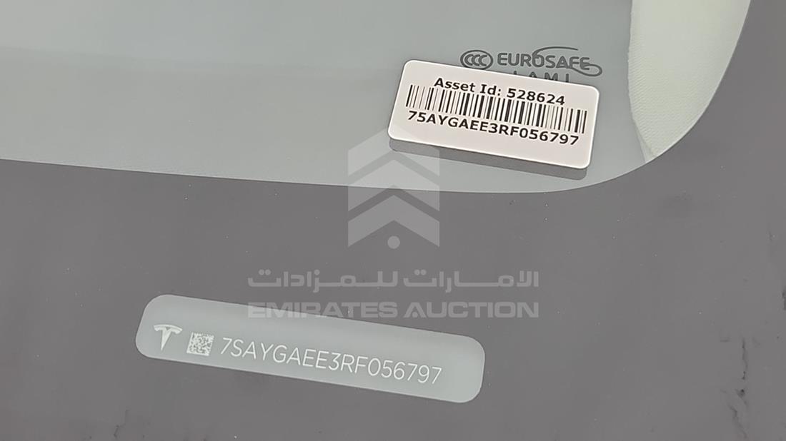 تيسلا Model Y 2024 — رقم الشاسيه على الهيكل — صورة 4