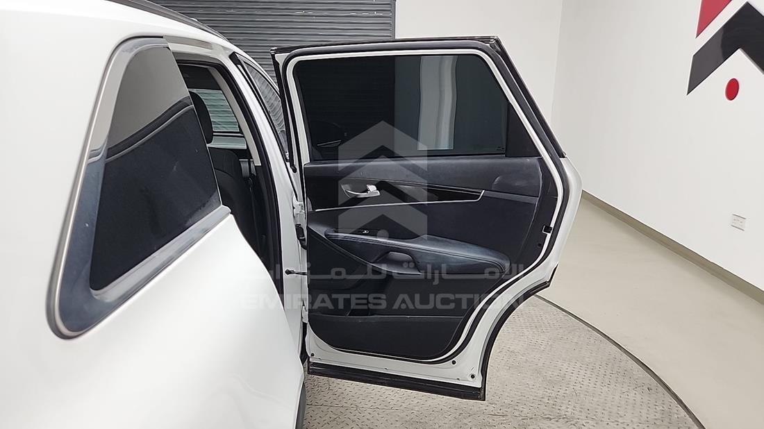 2019 Kia Sorento — Rear Right Door — Photo 29