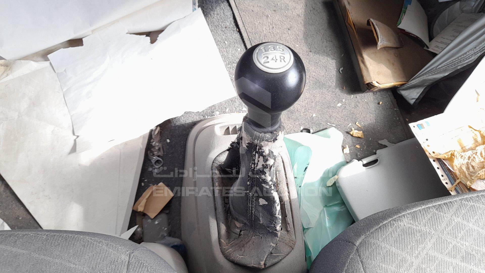 KMJWVH7W36U692660 - 2006 Hyundai H1 - #349822