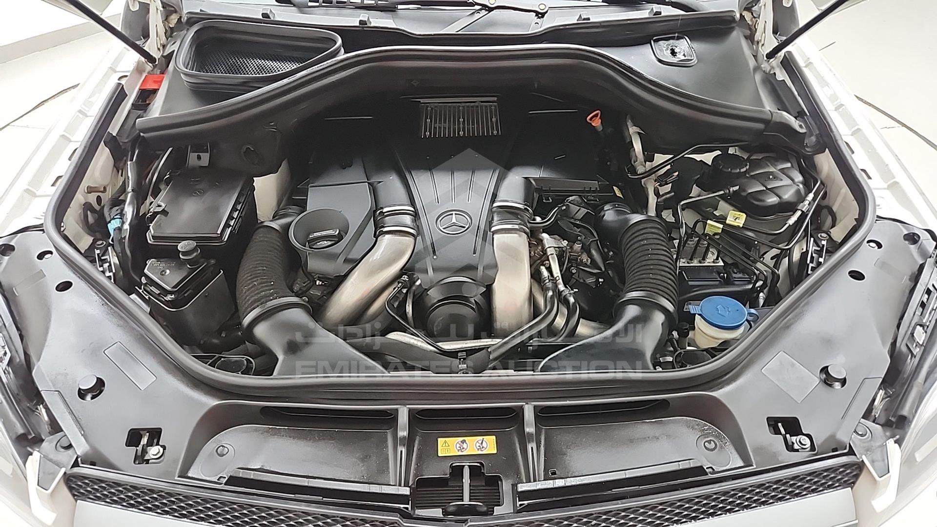 2015 MERCEDES GL 550 VIN: 4JGDF7DE7FA508690