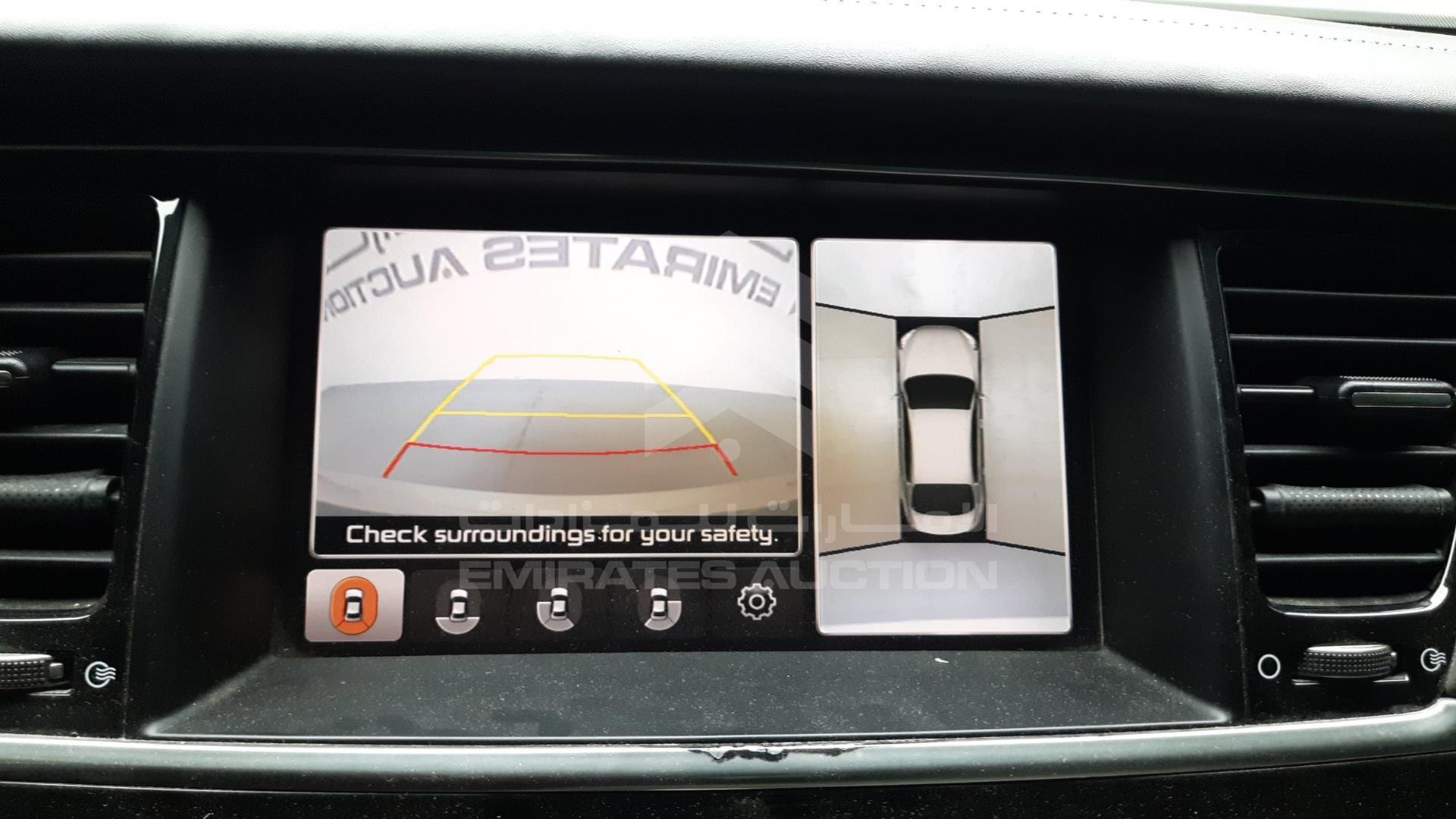 2015 KIA K 900 VIN: KNALW4D40F6018937