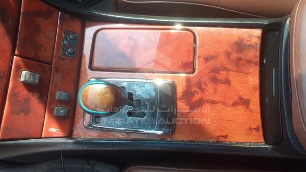 Lexus LS 430 2004 JTHBN36F940137823 Image 10