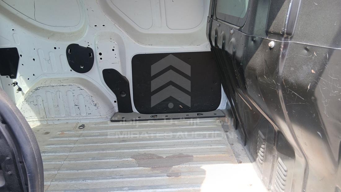 2018 Renault Dokker — Rear Right Passenger View — Photo 17