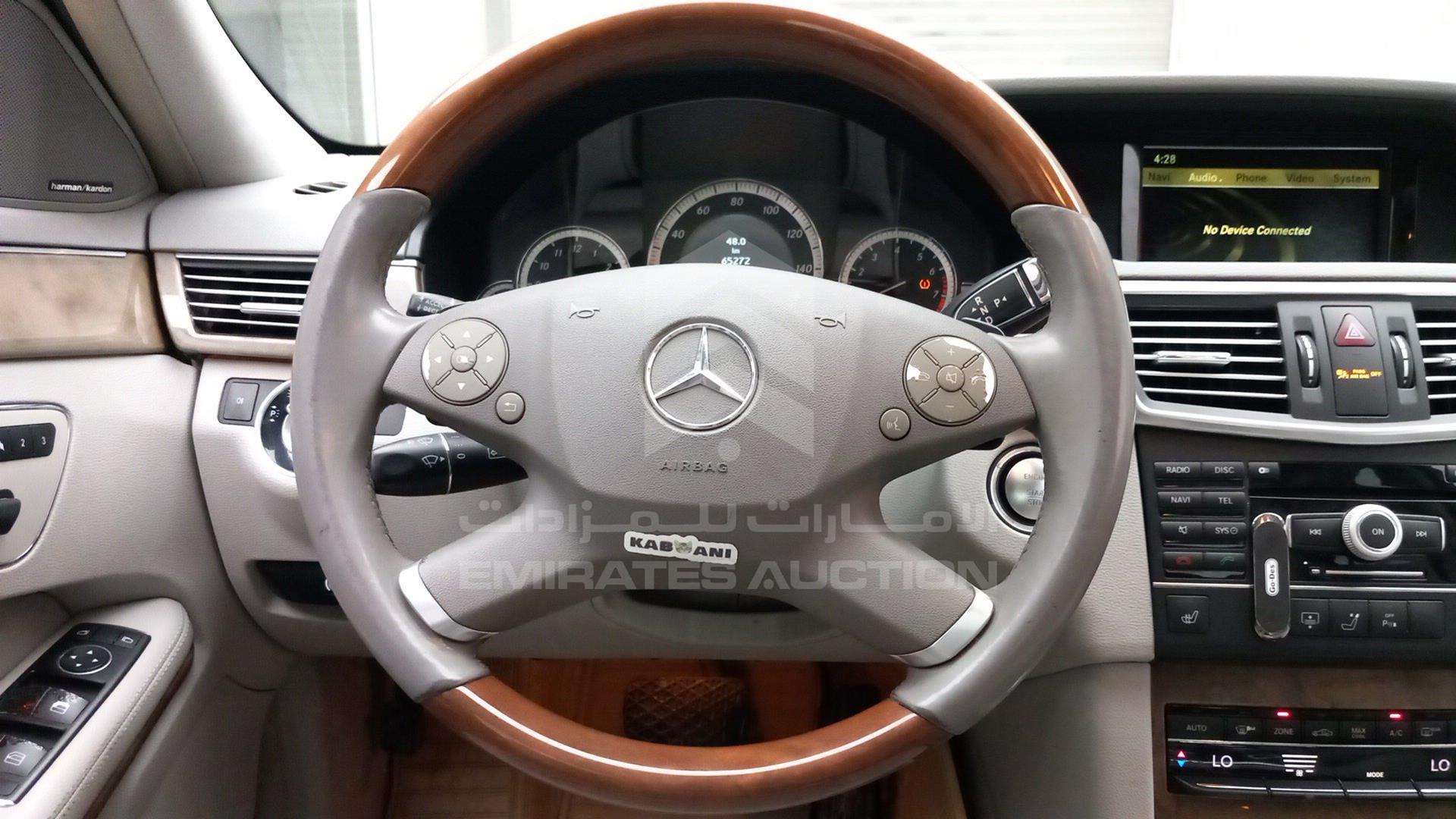 2011 MERCEDES E350 VIN: WDDHF8HB1BA303636
