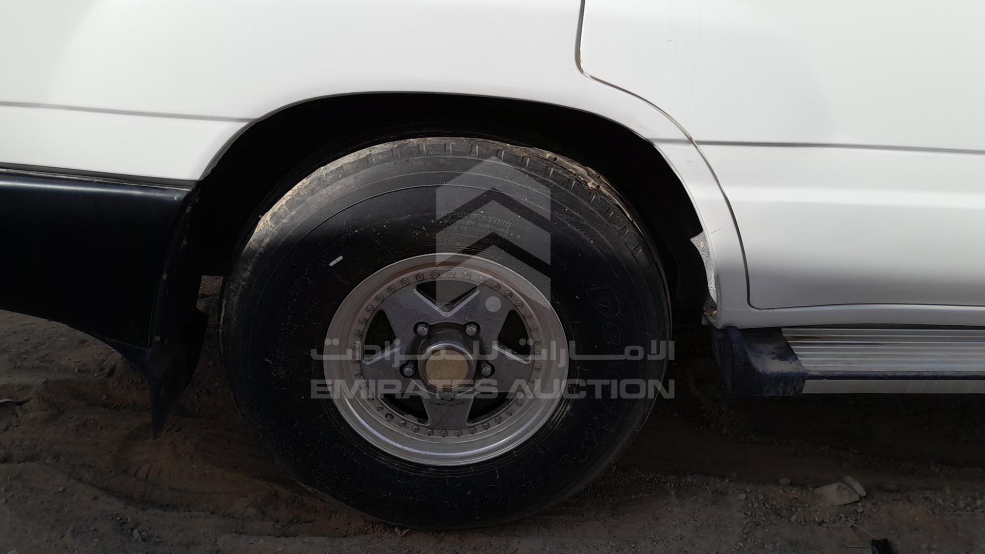 2007 TOYOTA LAND CRUISER VIN: JTGHJ01J273009558
