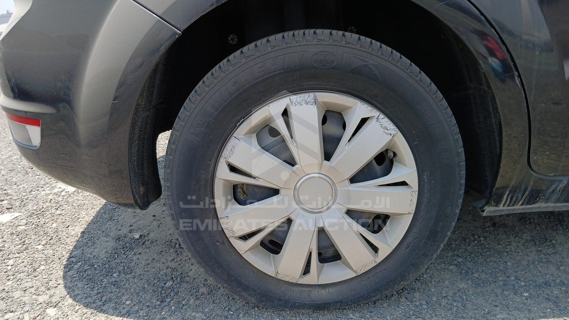 2008 FORD FOCUS VIN: WF0TD35L98VK62164