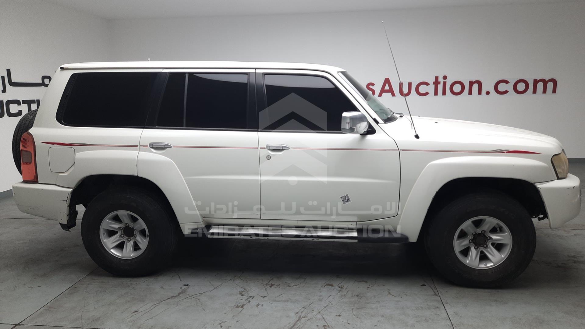 2010 NISSAN PATROL VIN: JN8FY15Y8AX581140