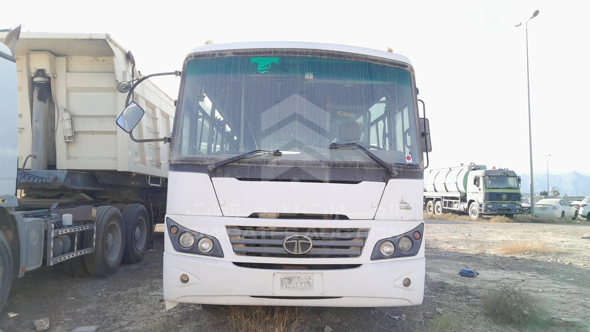 2016 TATA 1618C VIN: MAT449253G0L02126