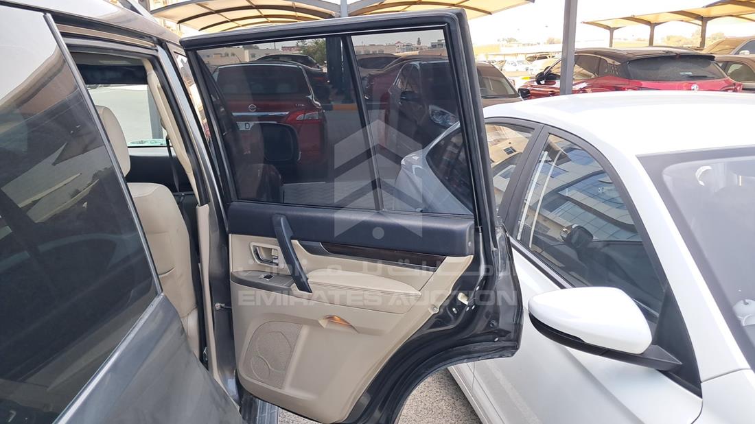 2017 Mitsubishi Pajero — Rear Right Door — Photo 24