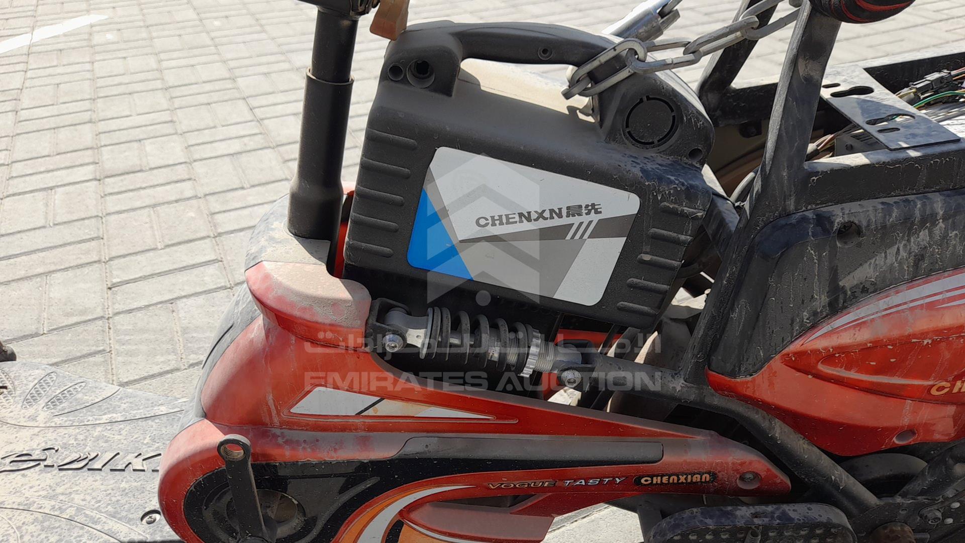 0 ELECTRIC SCOOTER --- VIN: 48V350W2310800489
