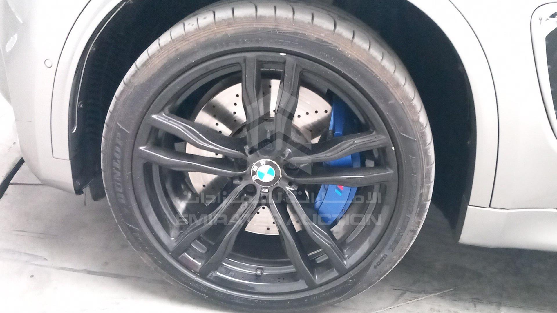 2015 BMW X5 VIN: WBSKT6105F0C88524
