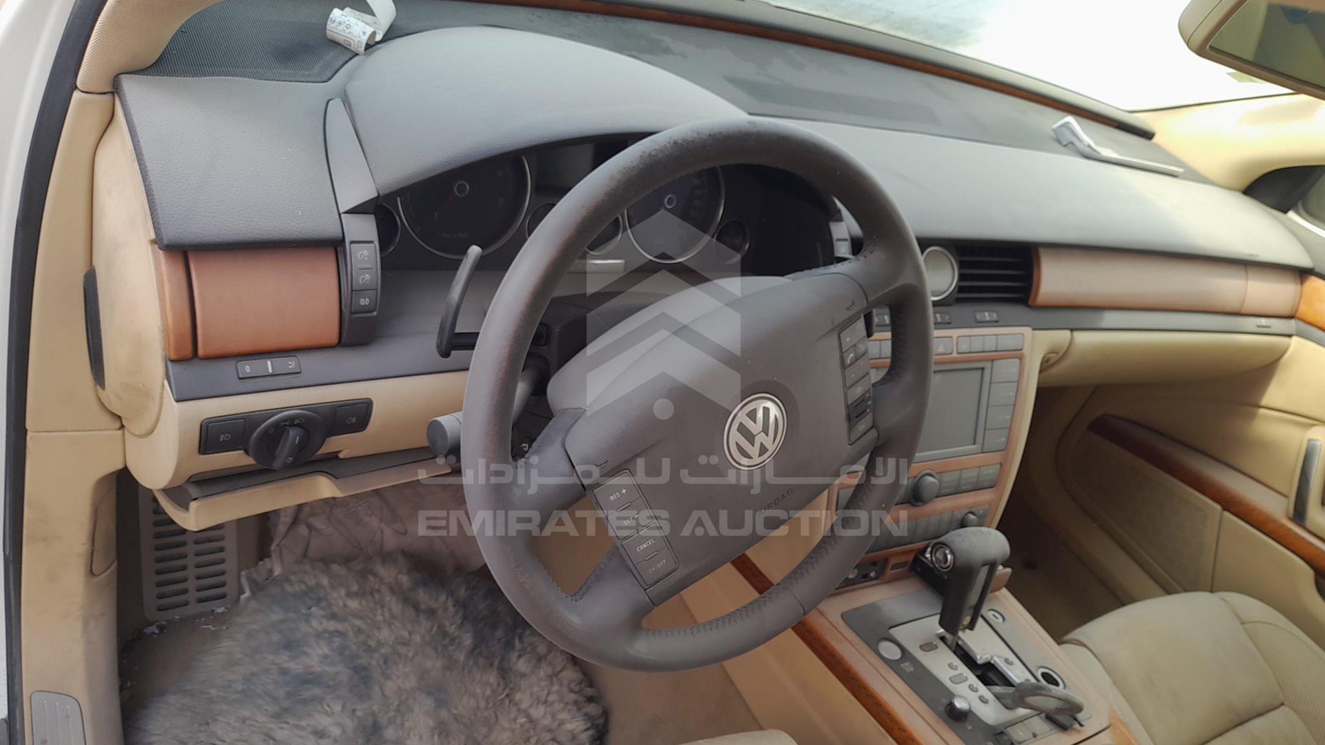 2005 VOLKSWAGEN PHAETON VIN: WVWAG53D658001061
