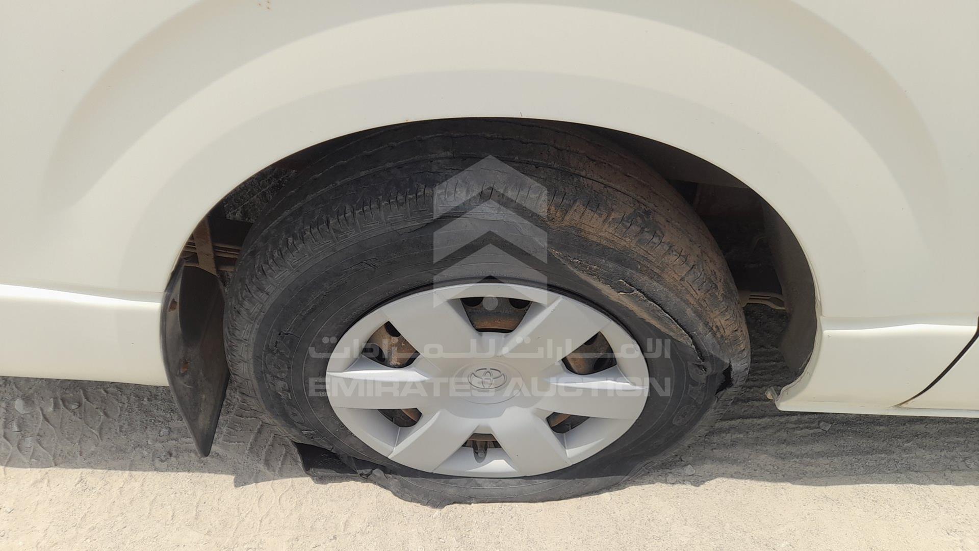 2014 TOYOTA HIACE VIN: JTGJX02P1E5035945
