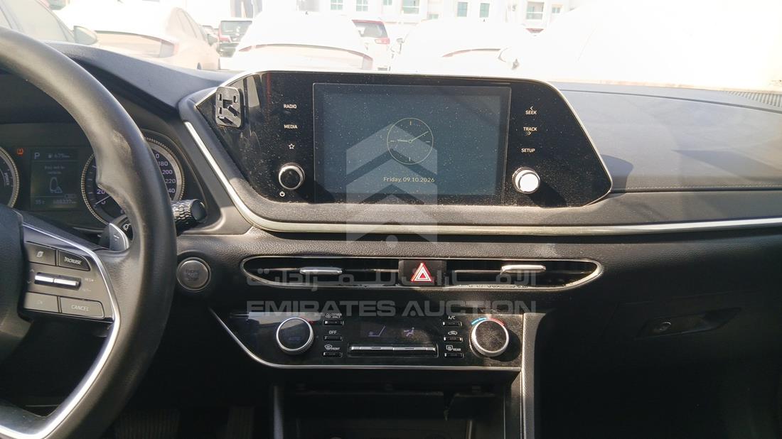 2021 Hyundai Sonata Hybrid — Entertainment Systems & Camera Monitor & Navigation — Photo 17