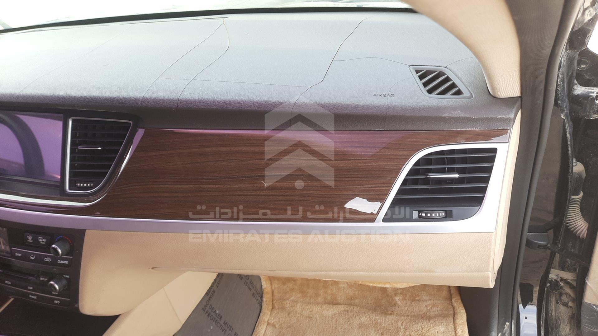 2015 HYUNDAI GENESIS VIN: KMHGN41E9FU060387