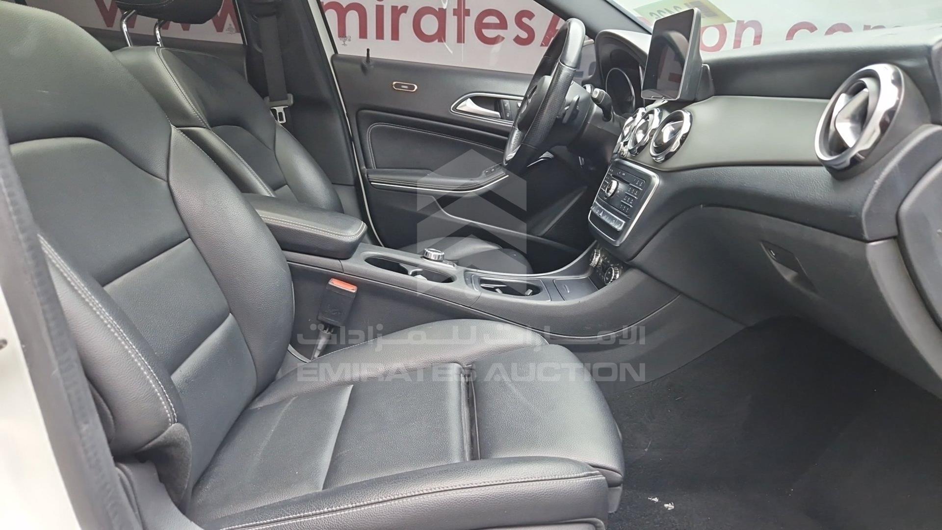 2019 MERCEDES GLA 250 VIN: WDCTG4GB9KJ563885