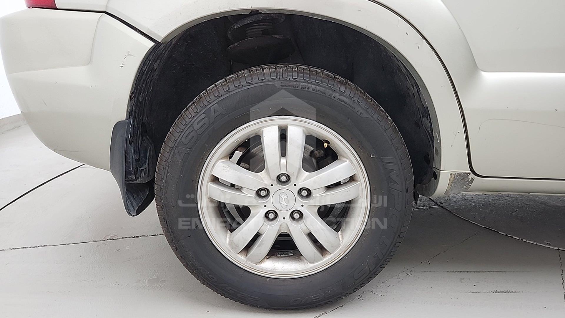 2008 HYUNDAI TUCSON VIN: KMHJM81B78U821197