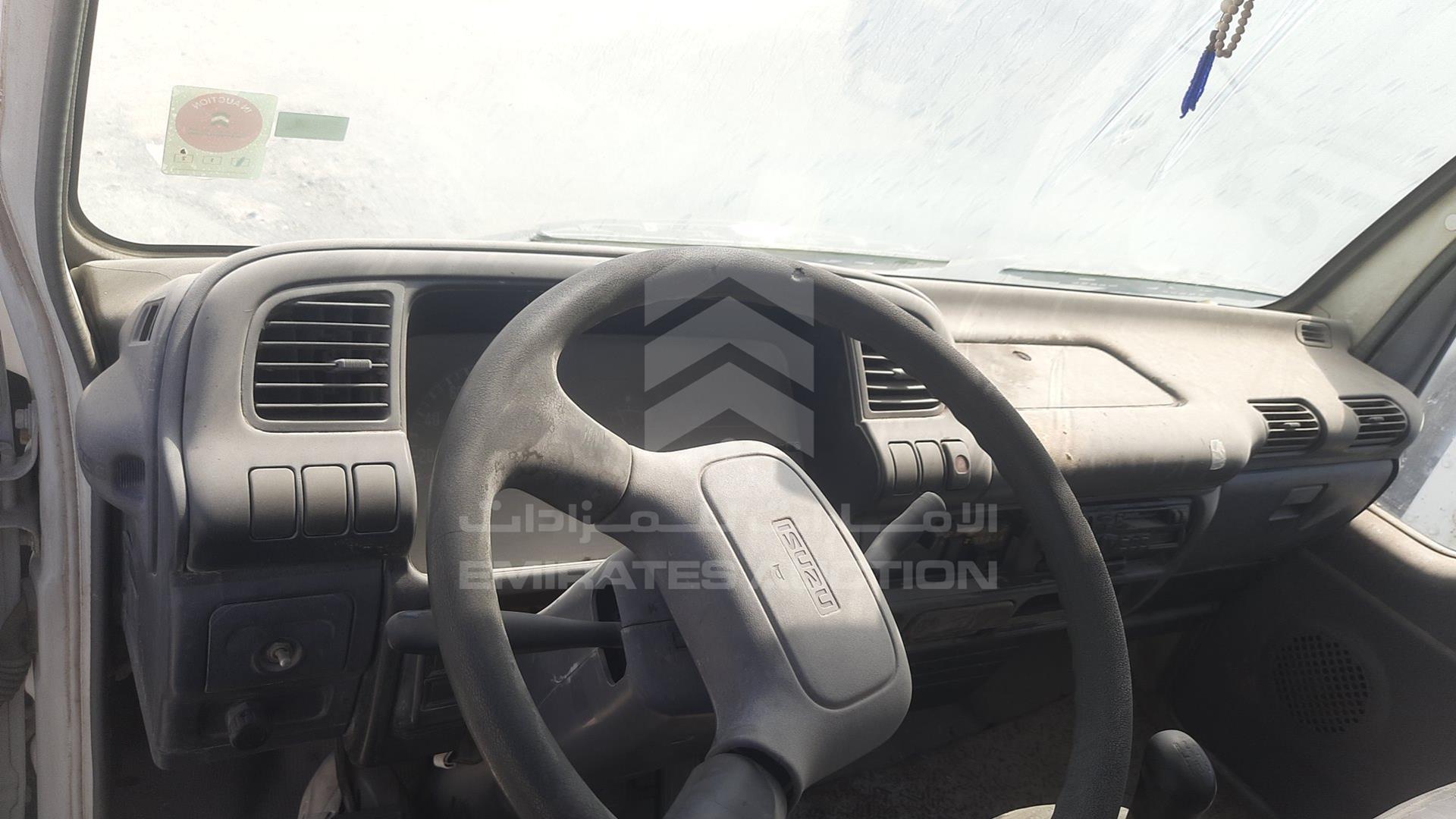 2007 ISUZU NKR VIN: JAAJP24G077K01232