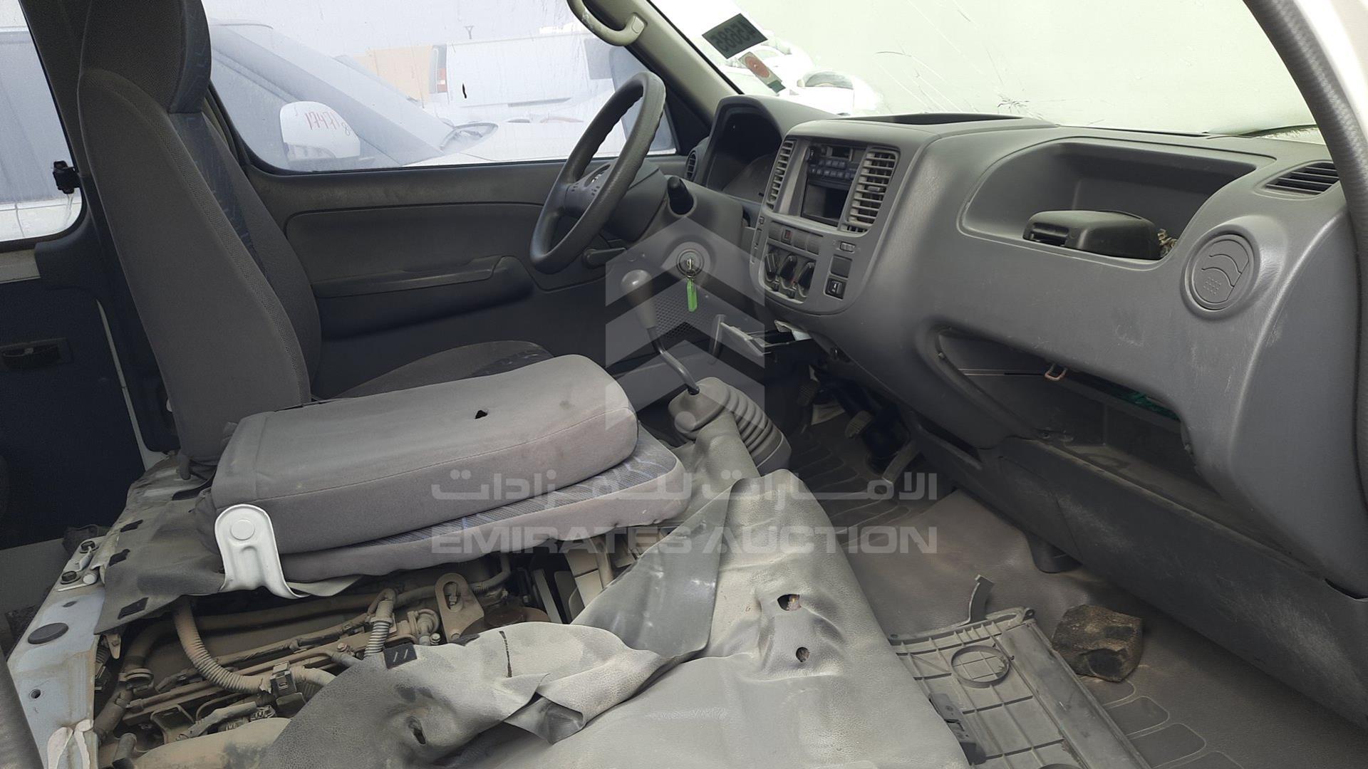 2004 NISSAN URVAN VIN: JN6FE54S74X416724