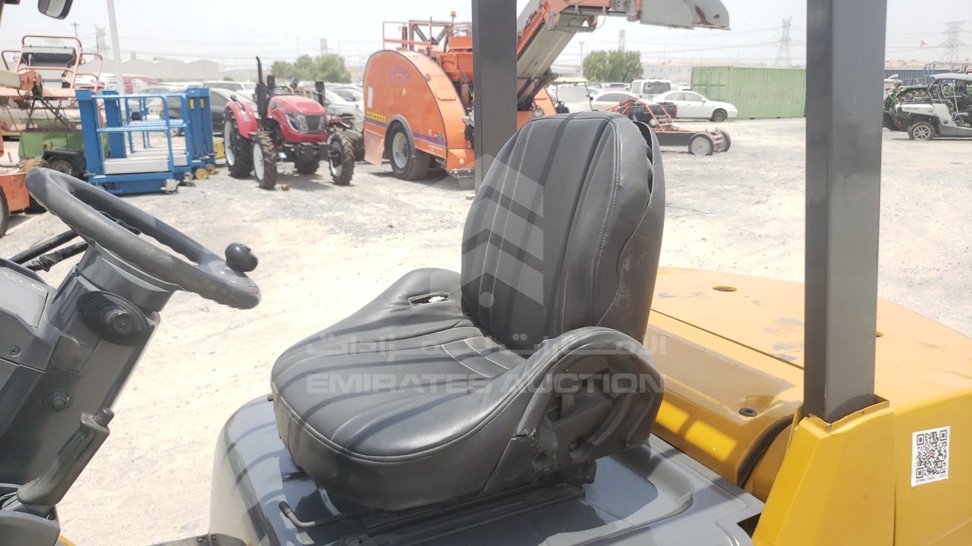 2010 CATERPILLAR DP30NT VIN: T14E11735
