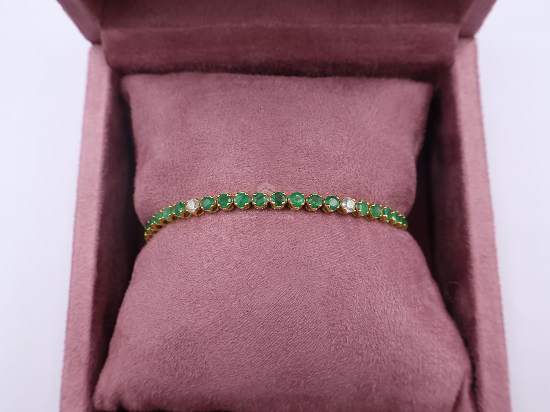 jewelry-for-sale-in-uae-523825-emirates-auction