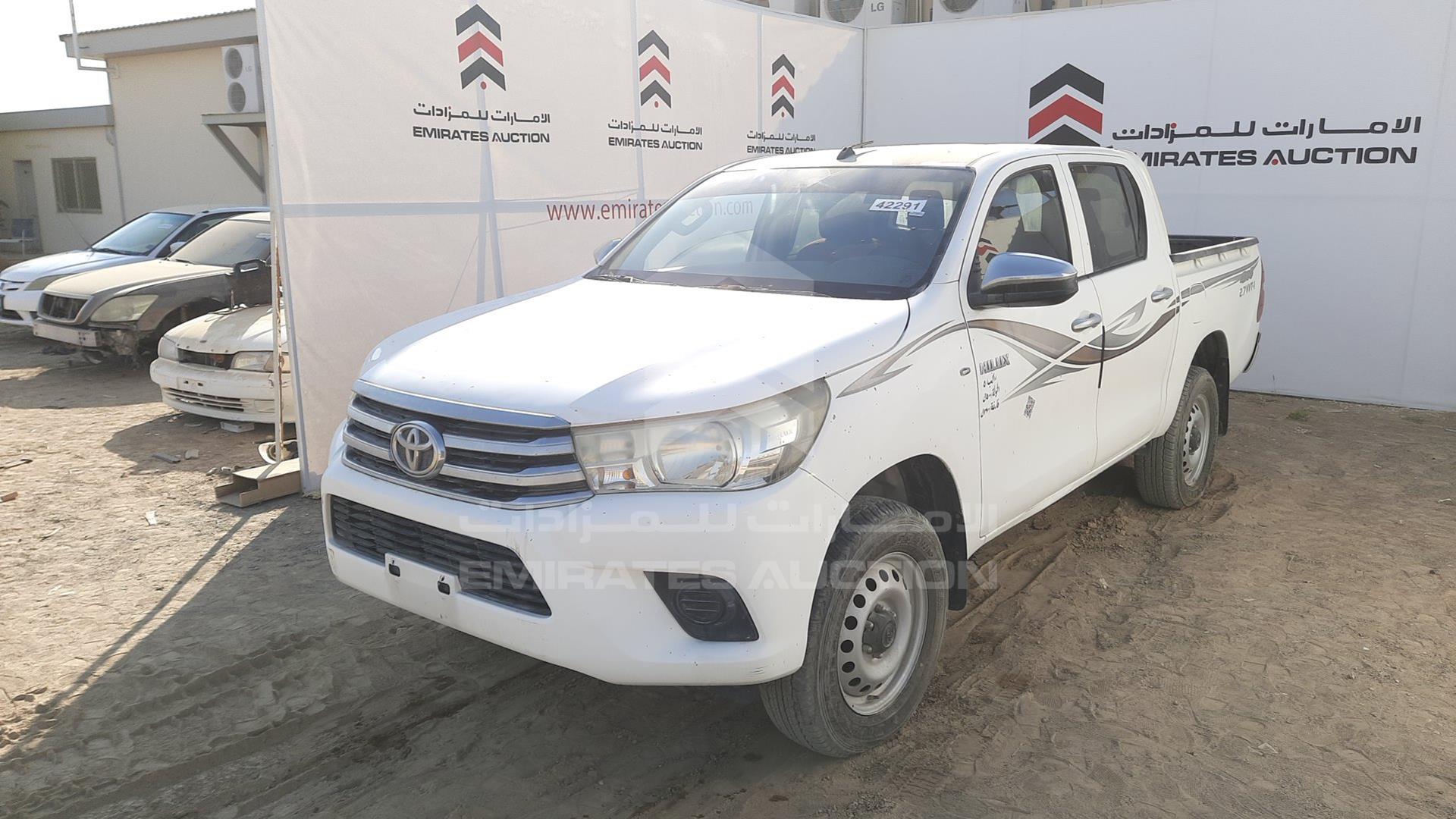 2017 TOYOTA HILUX VIN: MR0DX8CDXH0400056