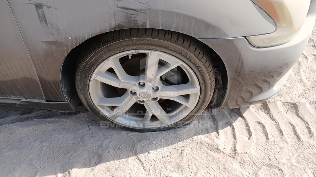 2013 Nissan Maxima — Front Right Tyre — Photo 30