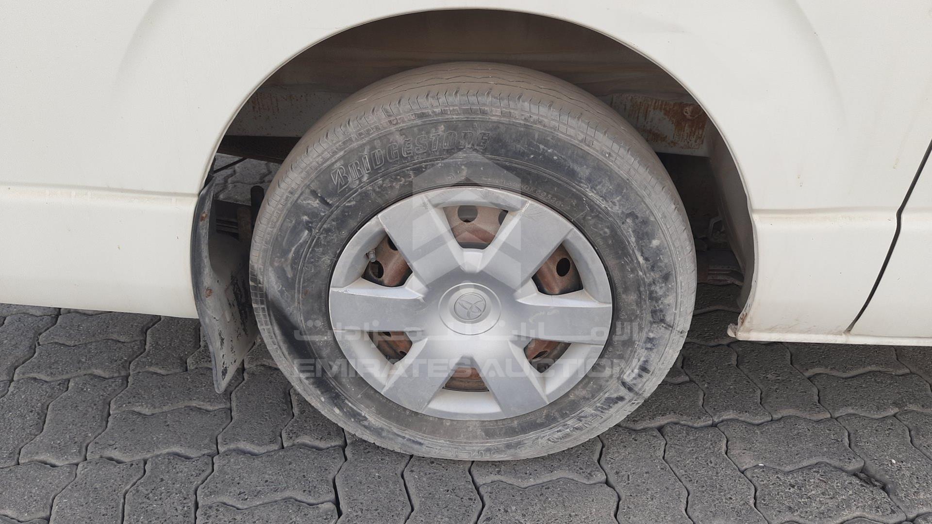 2017 TOYOTA HIACE VIN: JTFHX02P1H0111359