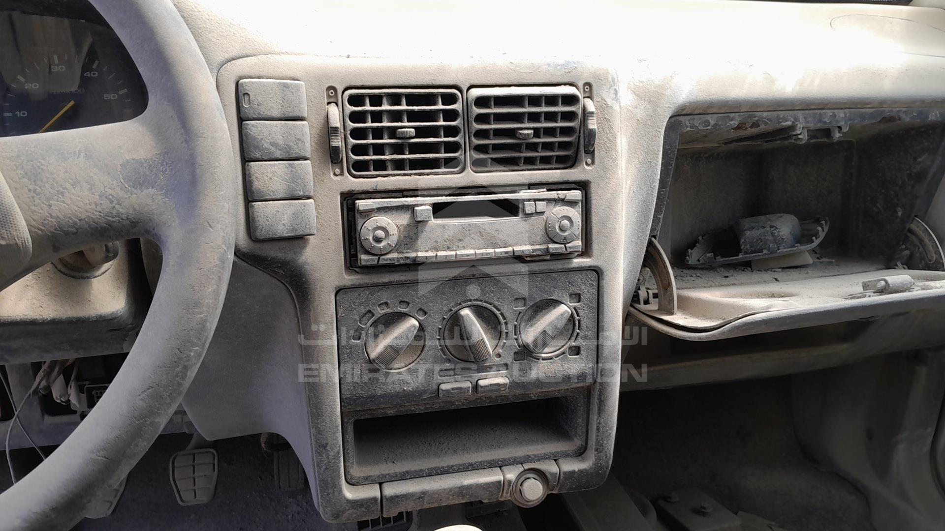 2004 SEAT INCA VIN: VSSZZZ9KZ4R000002