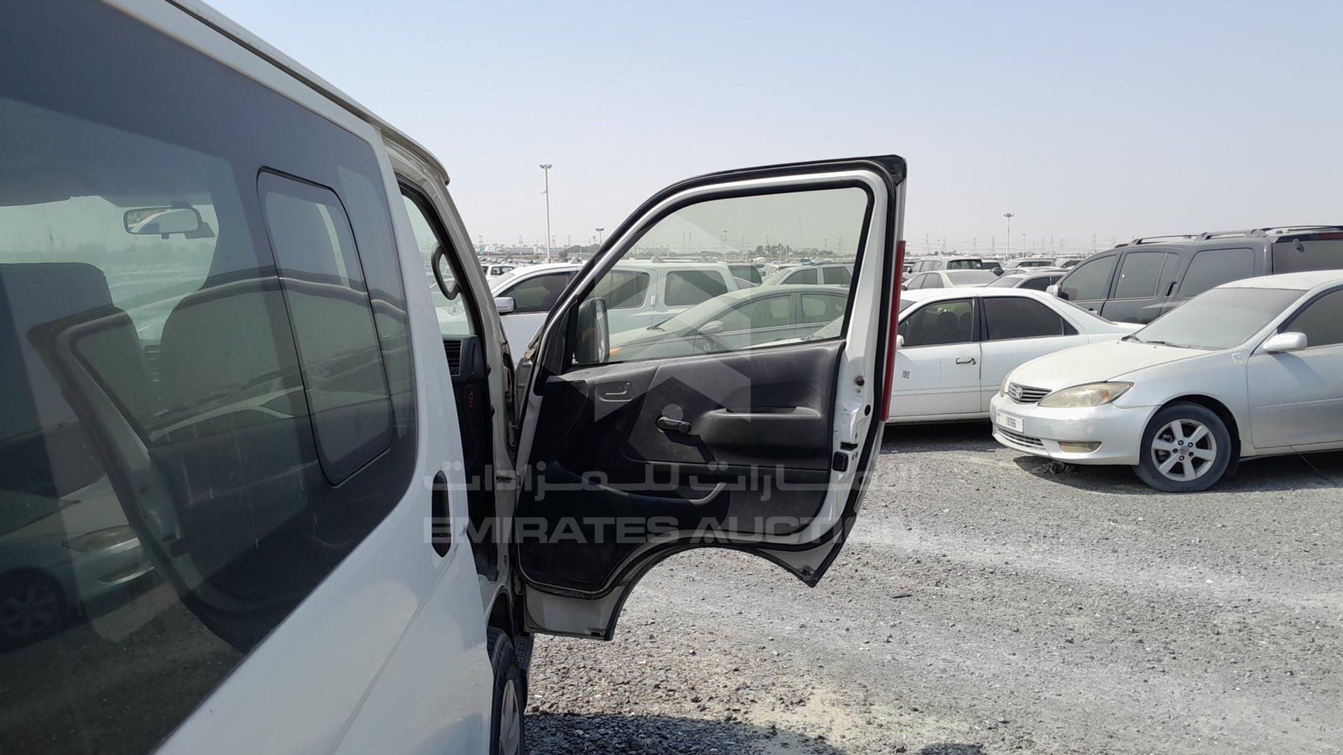 2015 TOYOTA HIACE VIN: JTGJX02P0F5041124