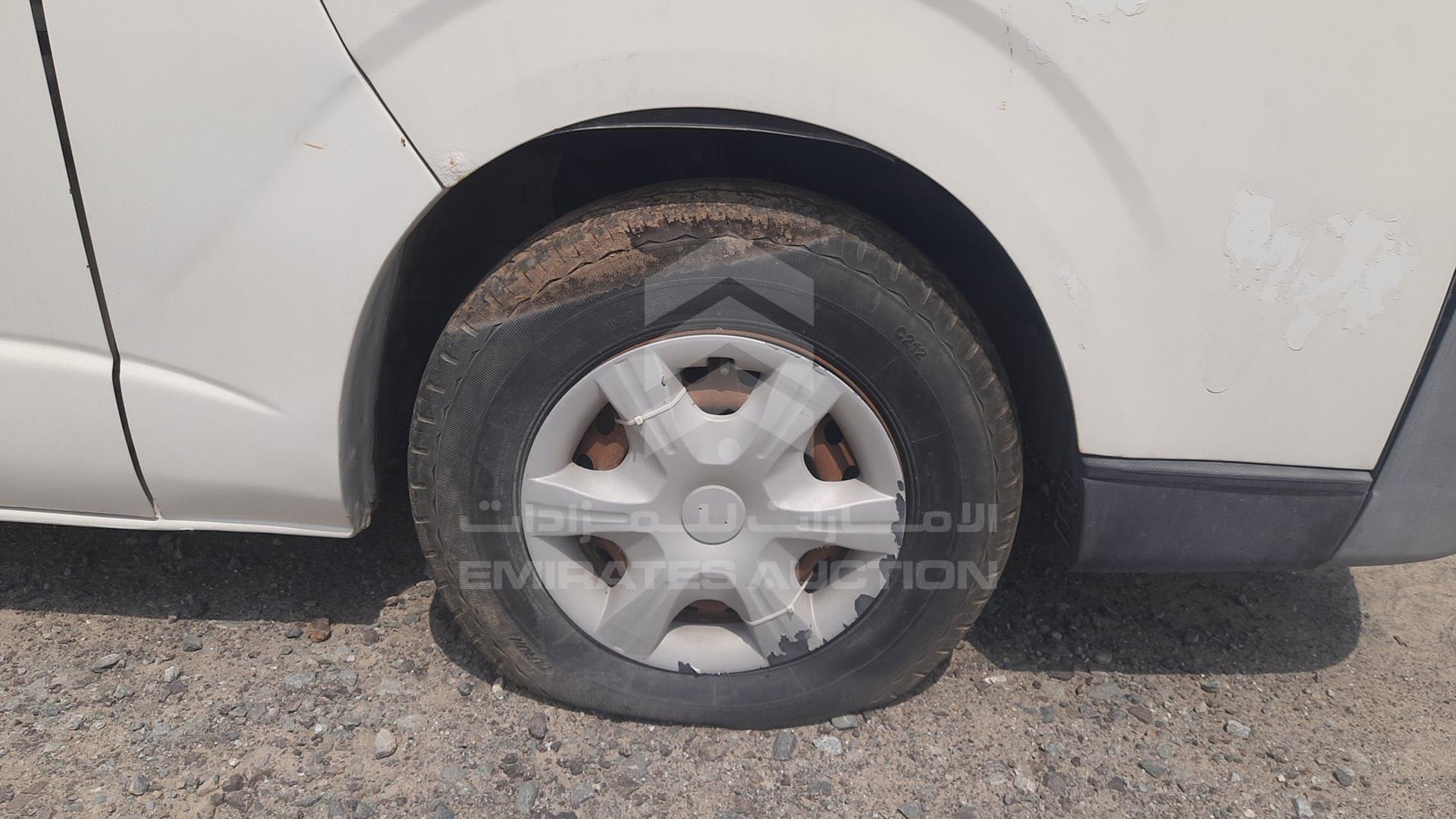 2009 TOYOTA HIACE VIN: JTFHX02P490041972