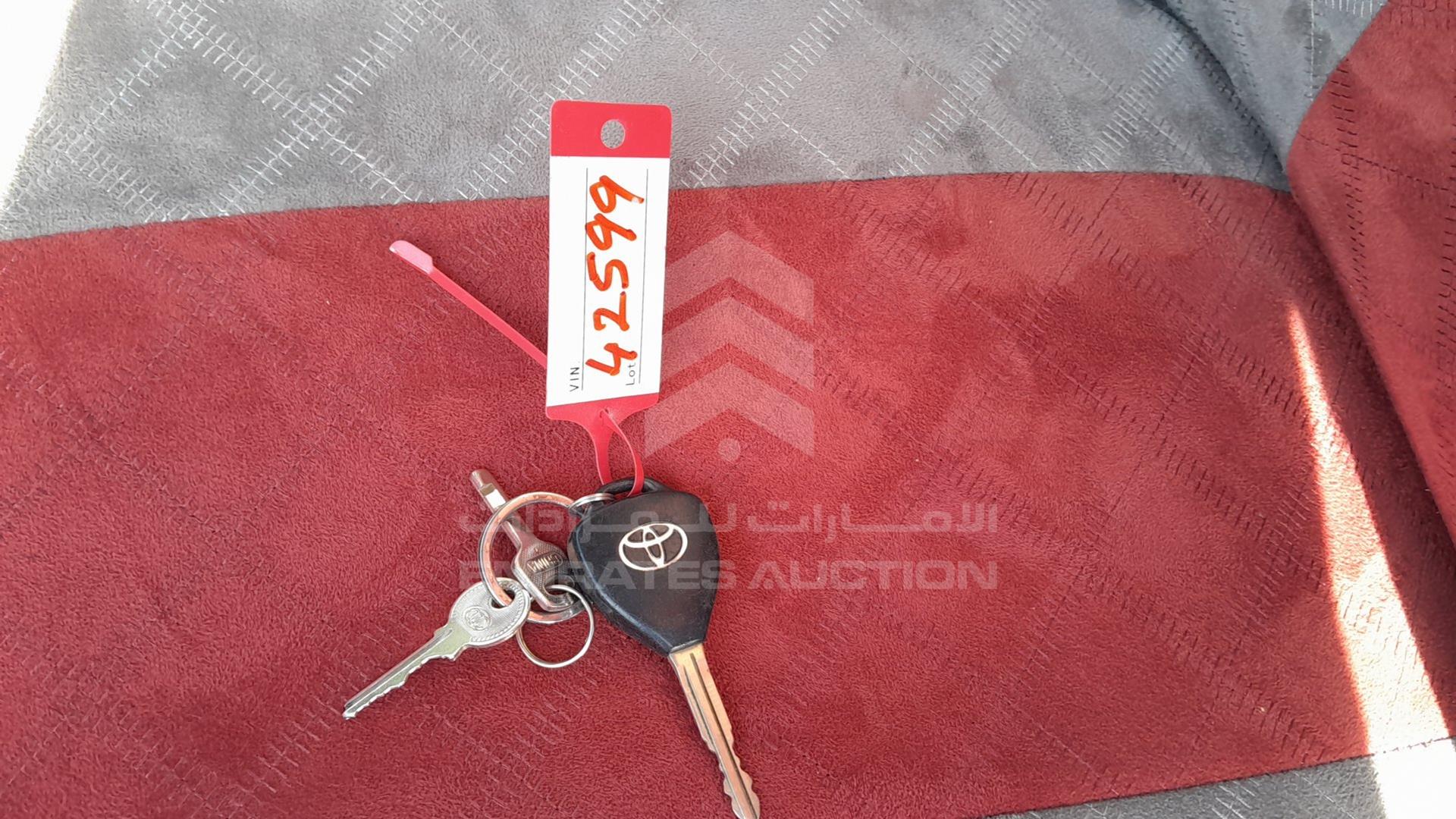 2010 TOYOTA HIACE VIN: JTGJX02P2A0029093