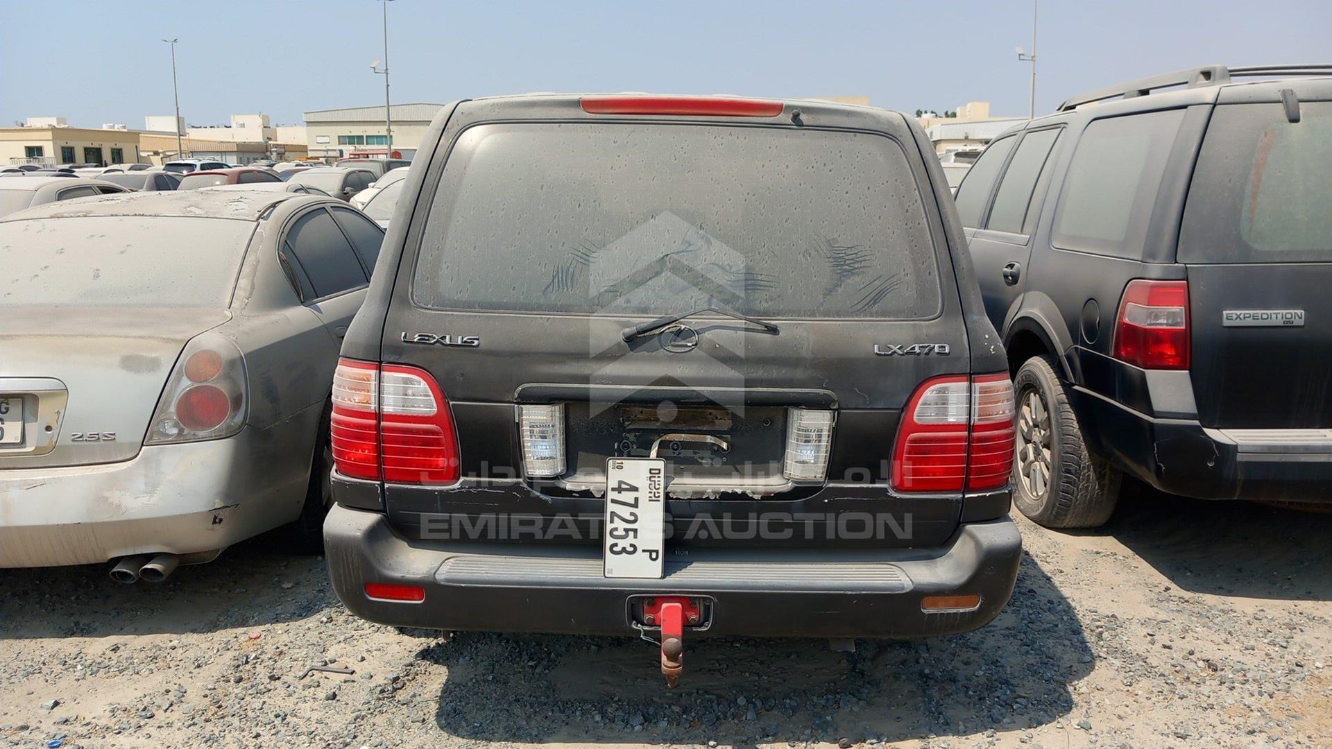 2003 LEXUS LX 470 VIN: JTJHT00W833532353