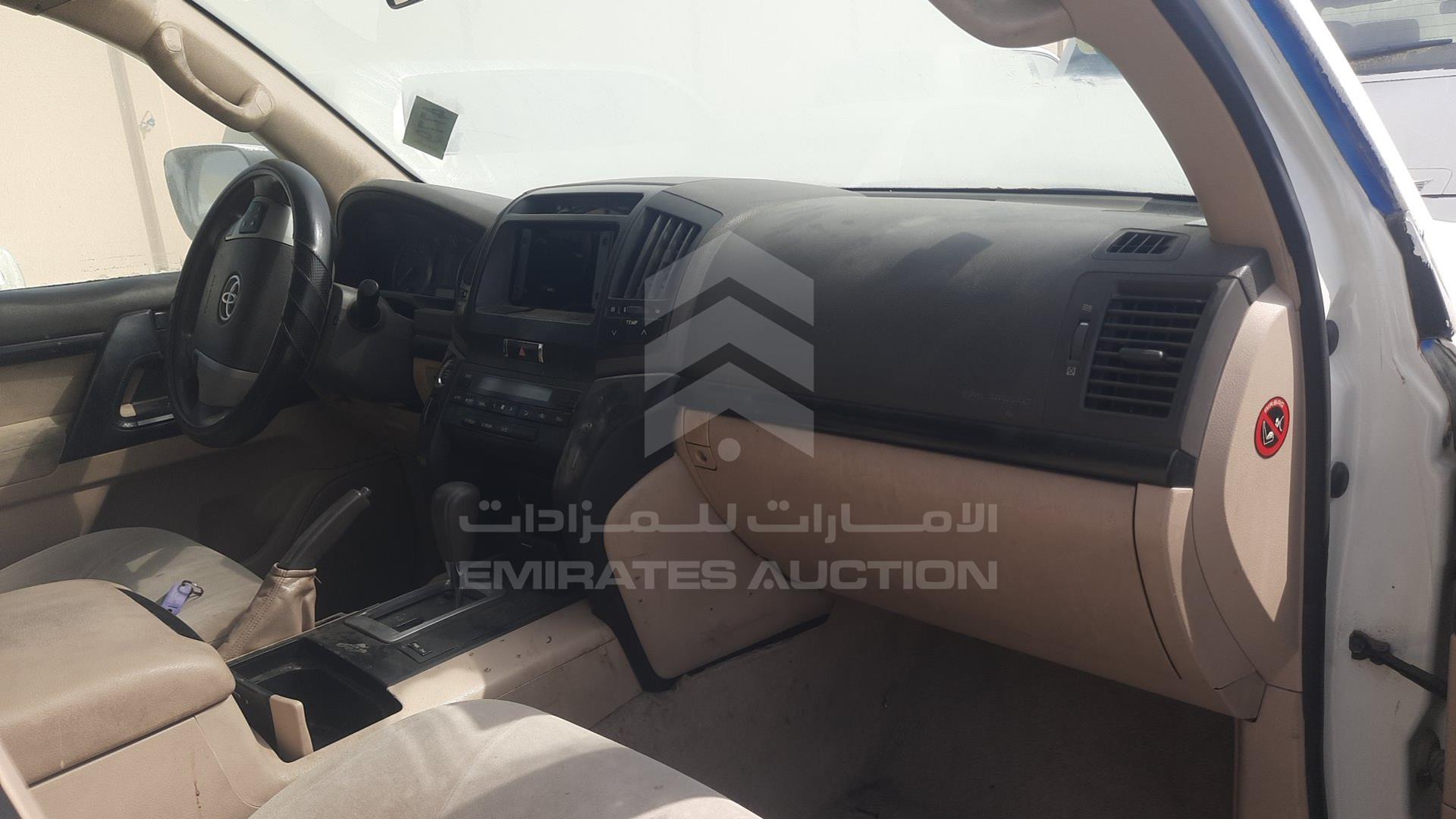 2013 TOYOTA LAND CRUISER VIN: JTMDU09J0D5065800