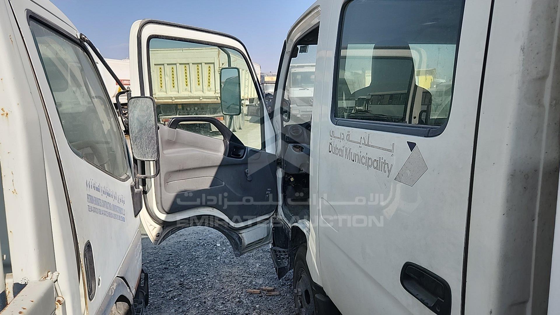 2014 HINO 300 VIN: JHHMCK3H3EK008186