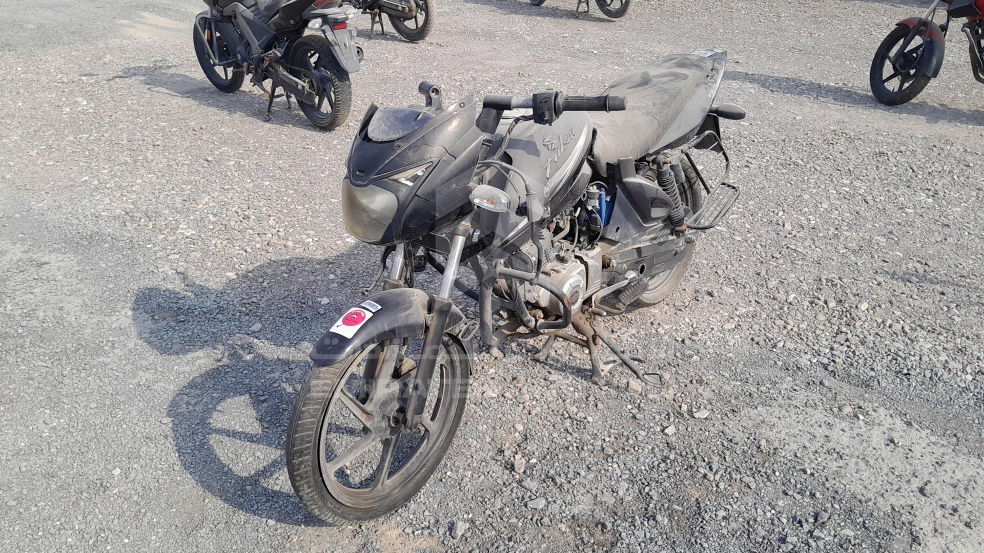2016 BAJAJ PULSAR 150 VIN: MD2A11CZ7FWF45391