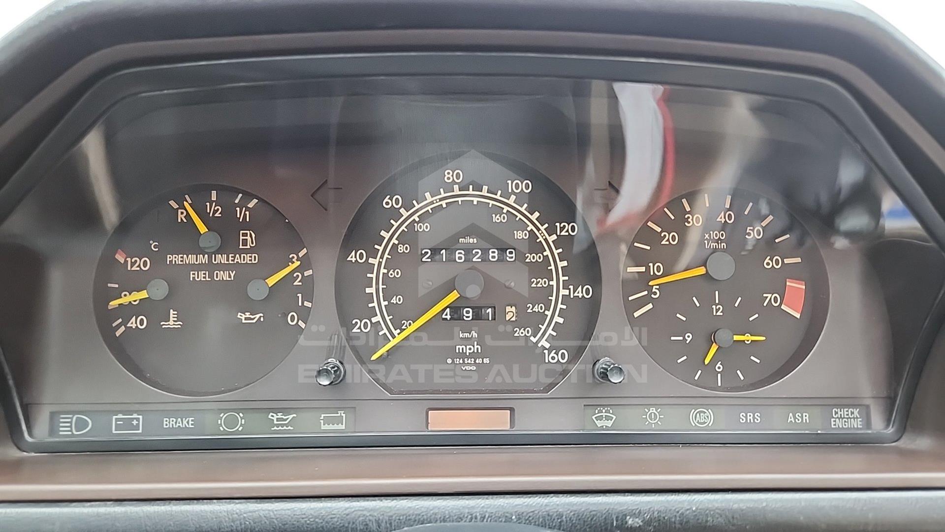 1995 MERCEDES E 320 VIN: WDBEA66E6SC280029