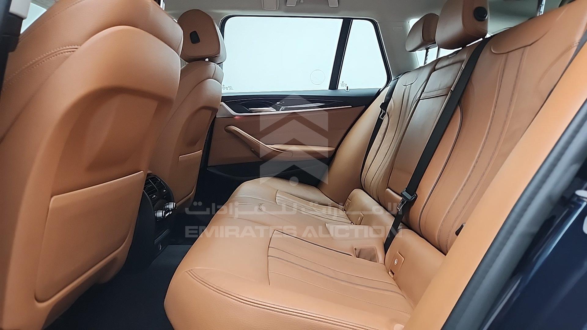 2020 BMW 520 VIN: WBAJT1A07LCE33656