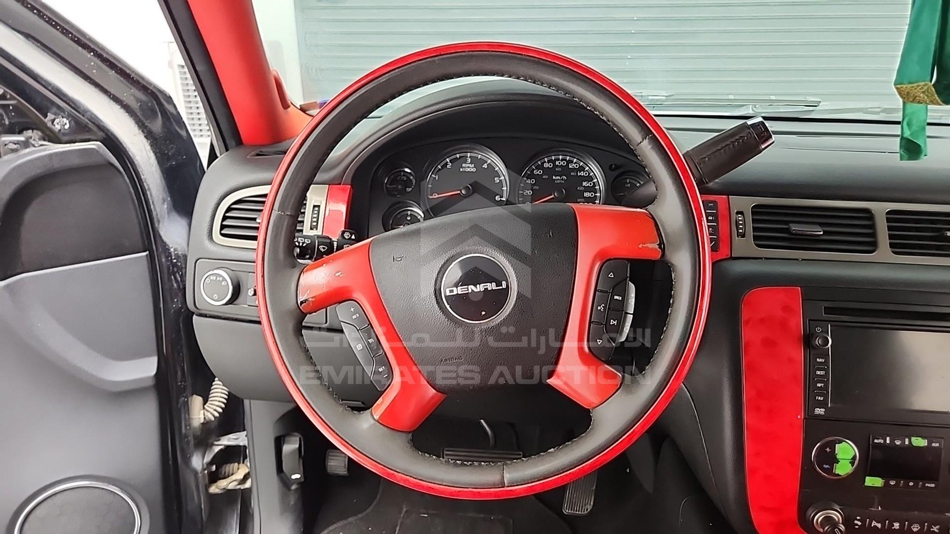 2008 GMC YUKON VIN: 1GKFK63808J142612