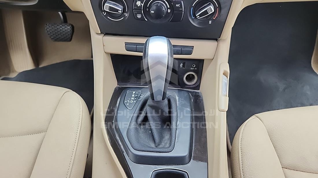 2015 BMW X1 — Gear View — Photo 18