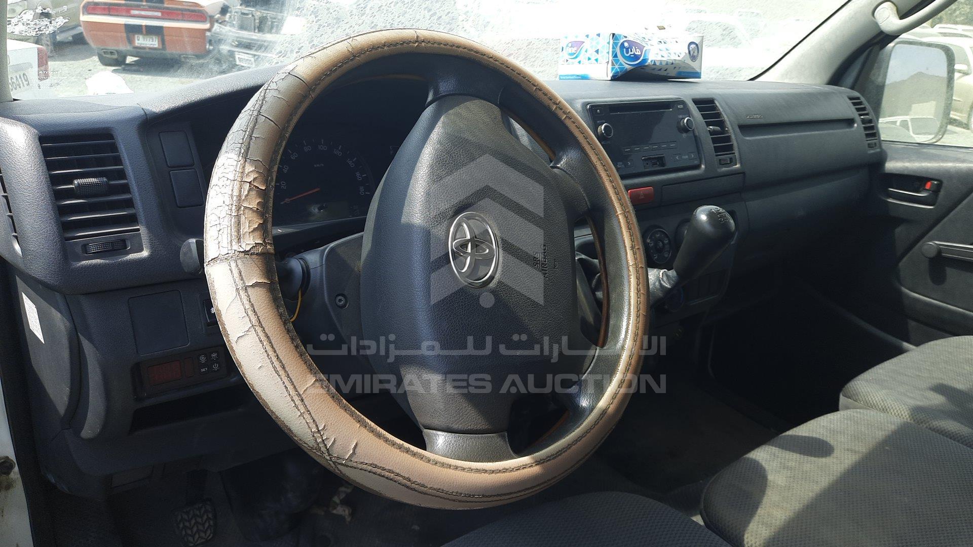 JTFHX02P7F0100427 - 2015 Toyota Hiace - #394257