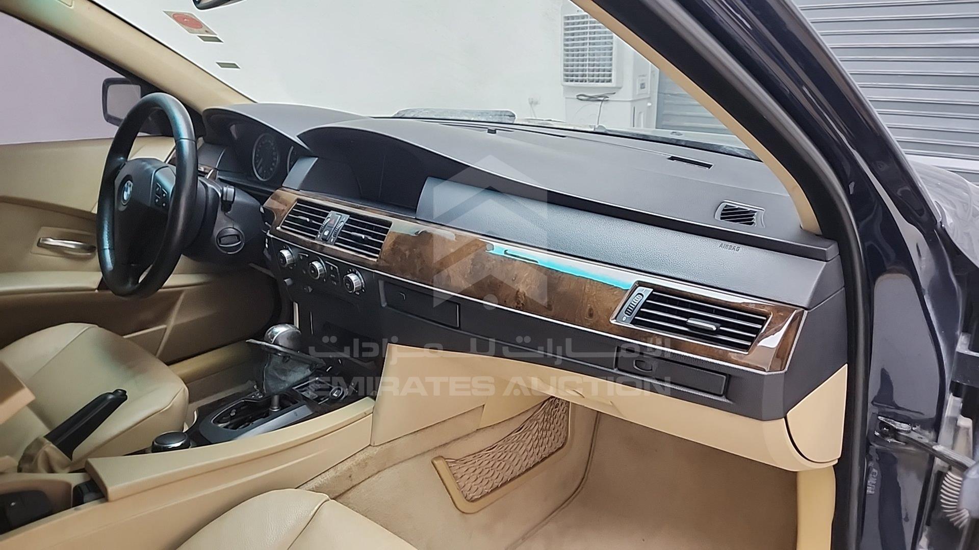 0 BMW 523I VIN: WBANE310X0B953095