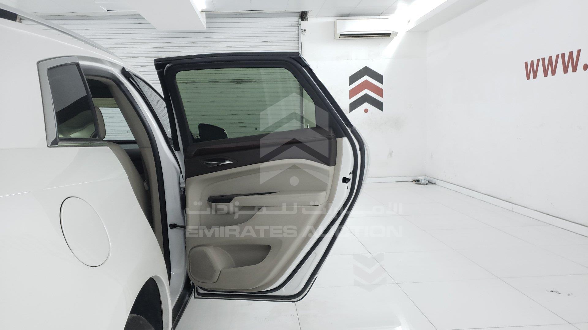 3GYFN9E34FS586068 - 2015 Cadillac SRX - #378872