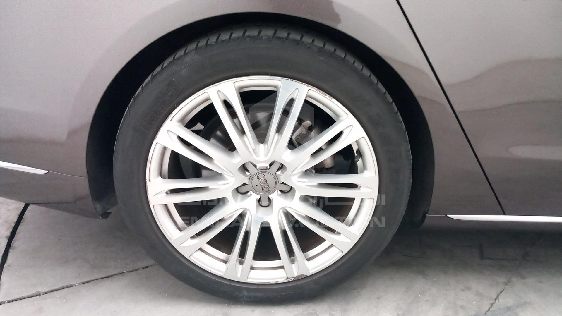 2015 AUDI A8 VIN: WAUYGBFDXFN006868
