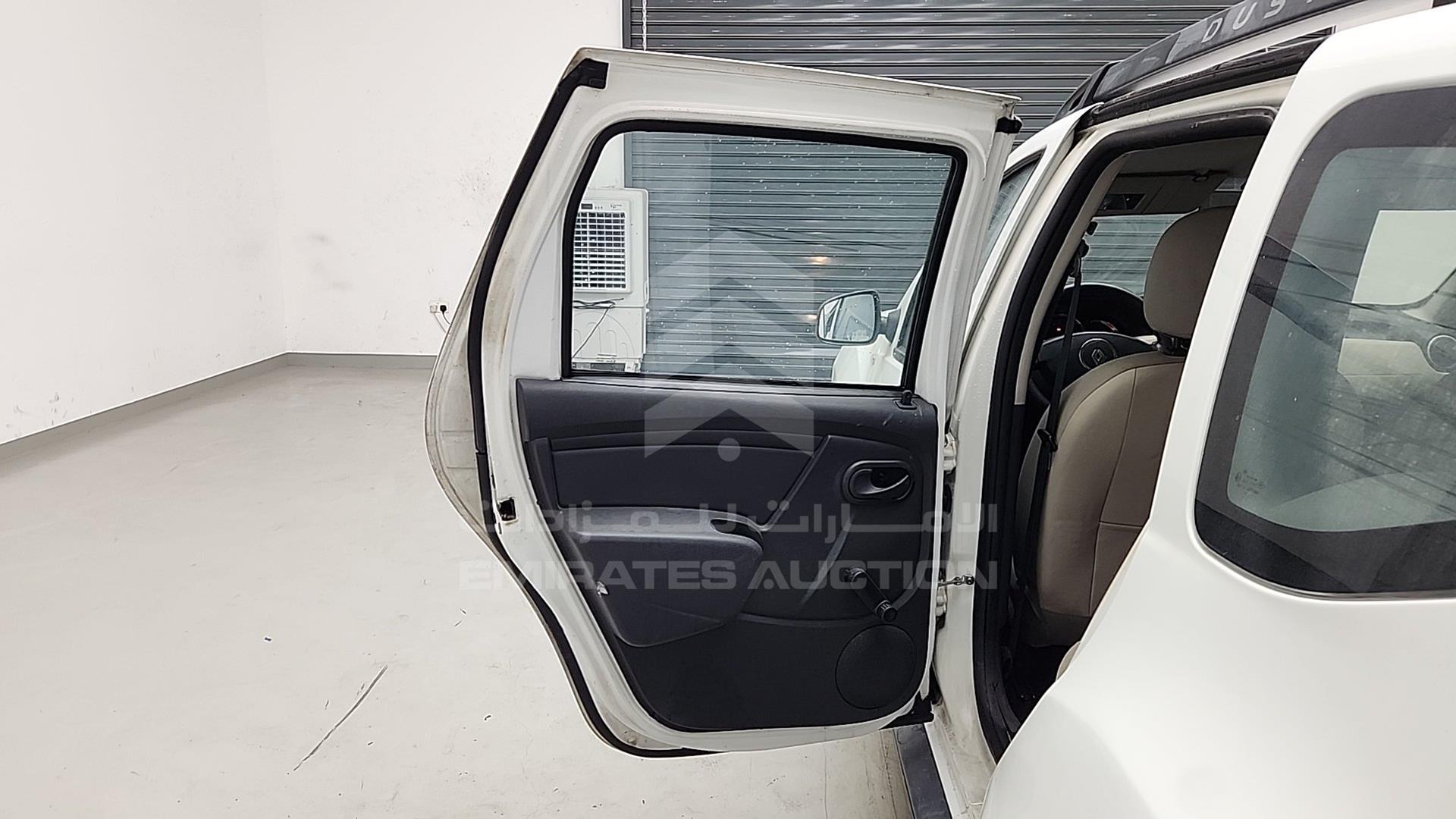 2016 RENAULT DUSTER VIN: VF1HSRCH8GA556613