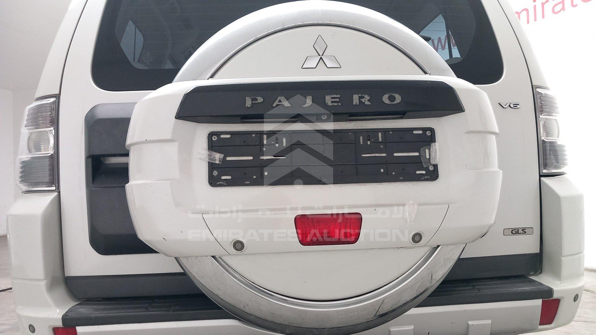 2014 MITSUBISHI PAJERO VIN: JMYLRV95WEJ703780