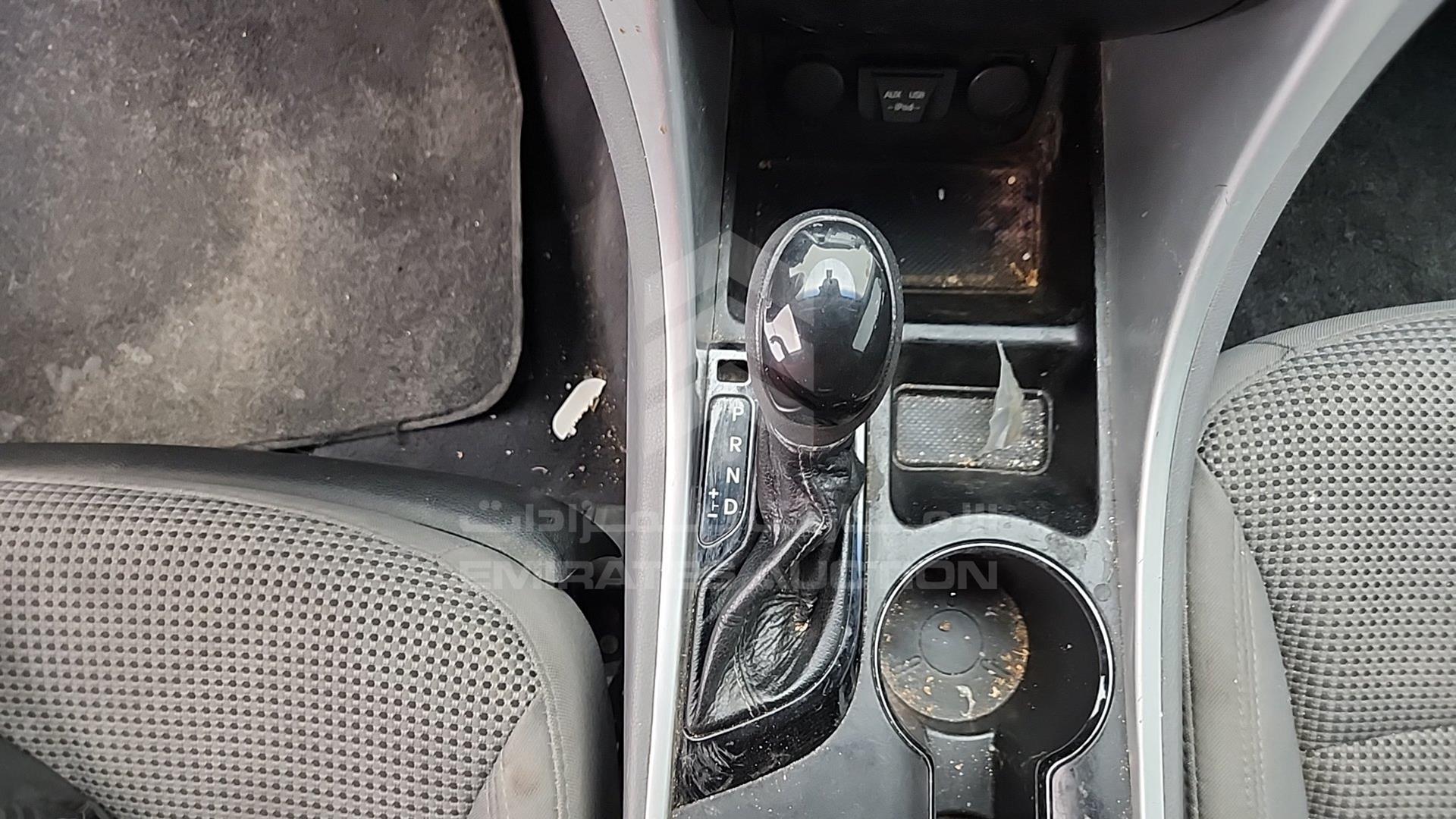 2013 HYUNDAI SONATA VIN: 5NPEB4AC5DH513740