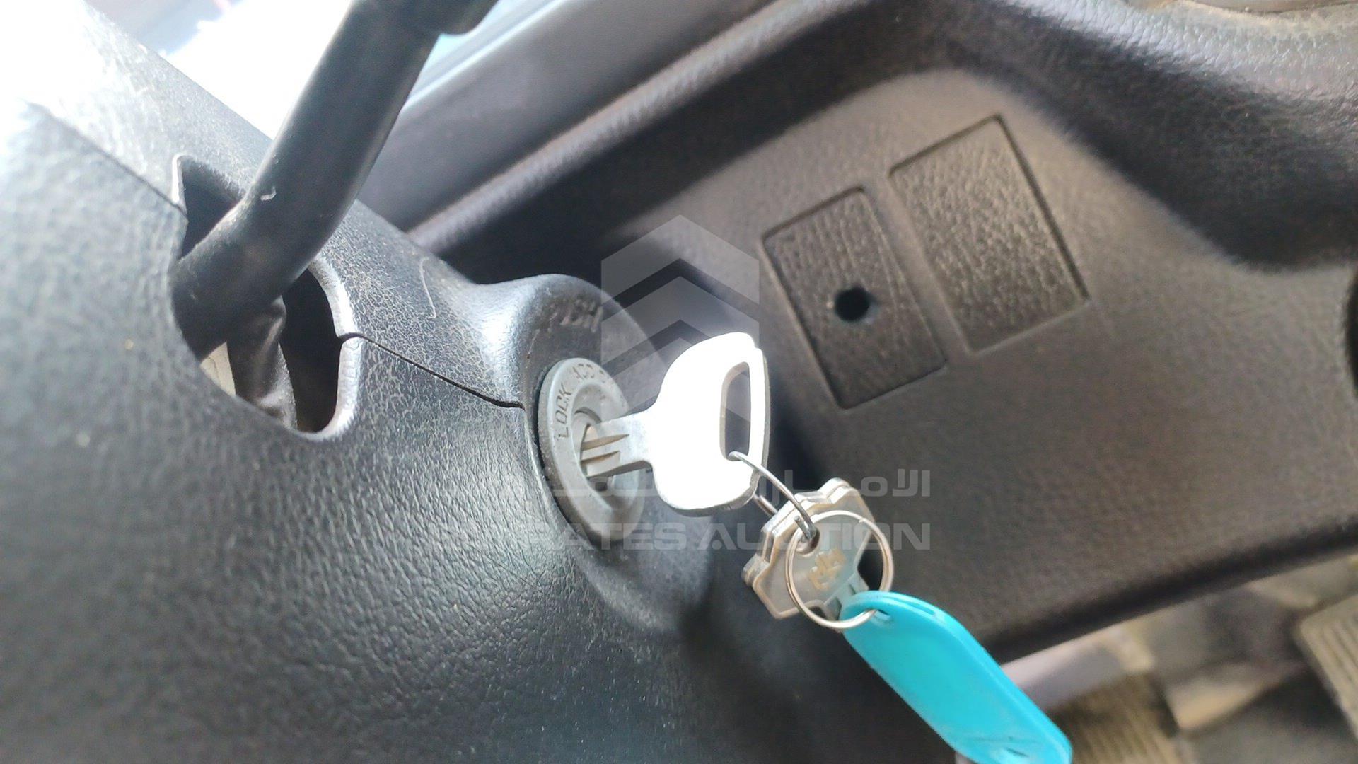 2011 HINO 500 VIN: JHDFG1JP1B1S18435