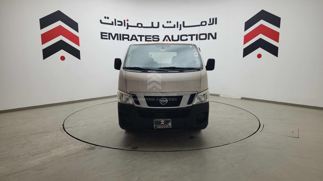 2014 Nissan Urvan — 360-degree view
